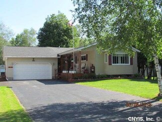 1009 Marina Dr, Blossvale, NY 13308