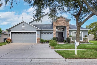2704 Valencia Grove Dr, Valrico, FL 33596