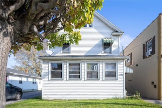 1540 Goodman St N, Rochester, NY 14609