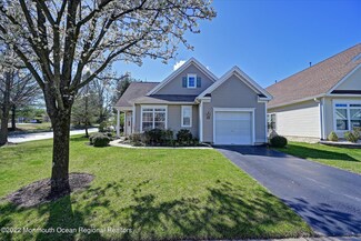 49 Freesia Ct, Holmdel, NJ 07733