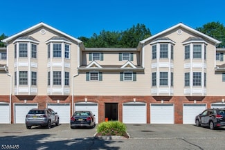 30 Federal Hill Rd Unit 15, Pompton Lakes, NJ 07442