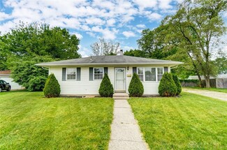 513 Scott Cir, New Carlisle, OH 45344