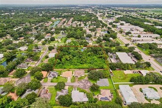 5830 Hagerman Rd, Sarasota, FL 34232