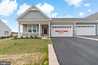 19603 Lavender Ln, Hagerstown, MD 21742