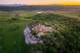 76525 Interlake Rd, Bradley, CA 93426