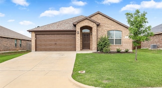 212 Meadowlands Dr, Ponder, TX 76259