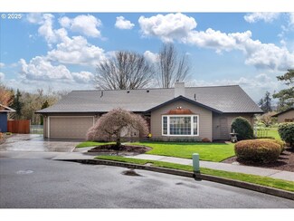 2150 NE Country Club Ct, Gresham, OR 97030