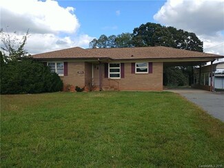 3306 N Carolina Highway 16, Crumpler, NC 28617