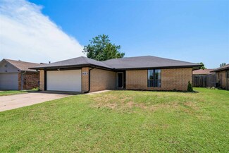 1013 E Dell Ave, Stillwater, OK 74075