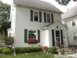 701 701 Manomin Ave, St. Paul, MN 55107