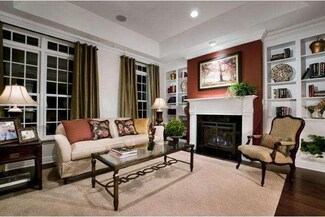 83 Chambers St, Princeton, NJ 08542