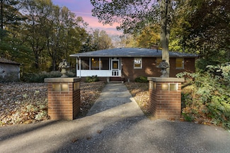 318 Menke Rd, Trail Creek, IN 46360