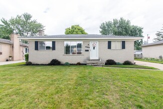 9194 Adams St, Livonia, MI 48150