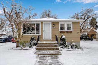 19 Crane St, Depew, NY 14043