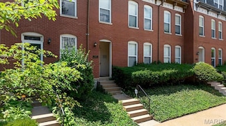 2320 Rutger St Unit E, Saint Louis, MO 63104