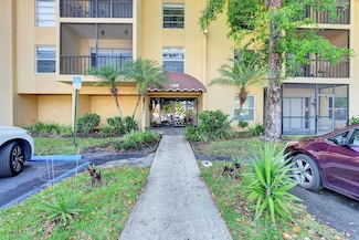 480 NW 20th St Unit 1090, Boca Raton, FL 33431