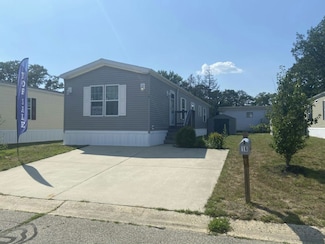 16 Otter Place Unit 6016, Whiting, NJ 08759