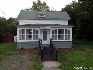 11974 Joslyn Rd, Mannsville, NY 13661