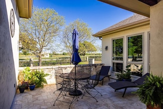 2809 Indian Wells Dr, Kerrville, TX 78028