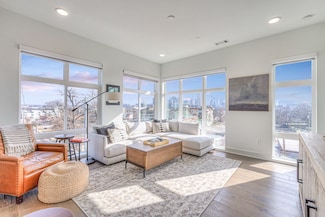 1125 10th Ave N Unit 402, Nashville, TN 37208