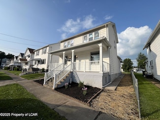 560 Orchard St, Wilkes Barre, PA 18706