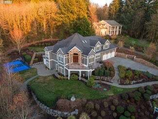 13943 NW Country Woods Ln, Portland, OR 97231