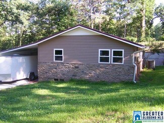 626 Dogwood Ln, Weaver, AL 36277