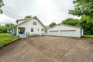 2523 N National Ave, Springfield, MO 65803