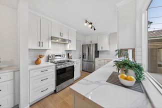 1342 Star Bush Ln, San Jose, CA 95118