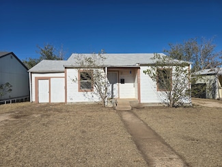 1411 E 11th Place, Big Spring, TX 79720