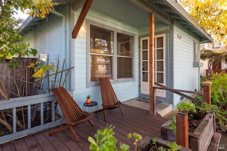 2542 Casey Dr, Santa Rosa, CA 95403