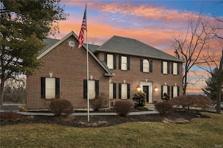 2119 Sherbrooke Dr, Bethlehem, PA 18015