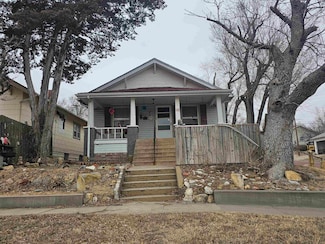 911 4th Ave, Dodge City, KS 67801