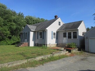 14 Pond St, Salem, NH 03079
