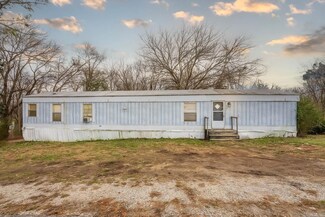 274 S 9th St, Mammoth Spring, AR 72554