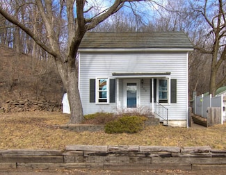 609 N Grove St, Chippewa Falls, WI 54729