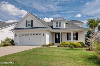1033 Cranford Dr, Wilmington, NC 28411