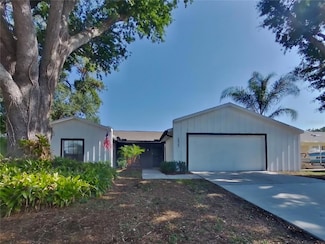6825 Mitchell Cir, Tampa, FL 33634