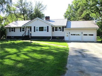 7739 Roberts St, Canastota, NY 13032