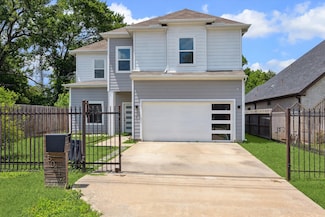 5041 Mallow St, Houston, TX 77033