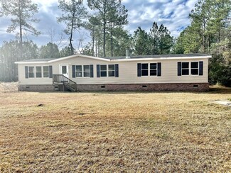 961 Hazelwood Ln, Summerville, SC 29483