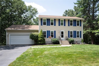 100 Whitney Ln, Oakland, RI 02858