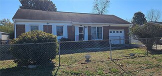2712 Heatter Ave, Spring Lake, NC 28390