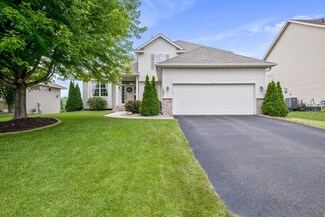 1842 Countryside Dr, Shakopee, MN 55379