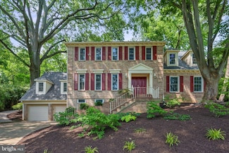 2014 Mason Hill Dr, Alexandria, VA 22307