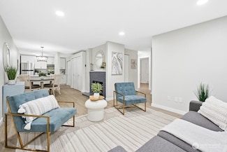506 S 321st St Unit 1-B, Federal Way, WA 98003