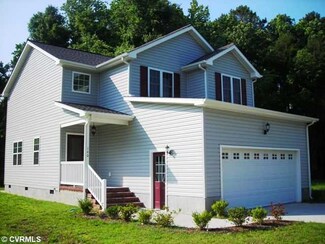 140 Ogden St, West Point, VA 23181