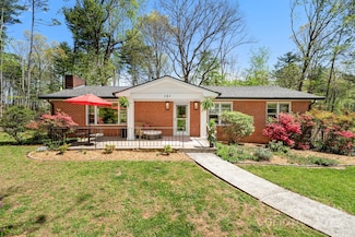 151 Treemont Ln, Hendersonville, NC 28792