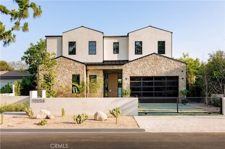 11556 Blix St, North Hollywood, CA 91602