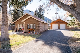 515 S 1st Ave, Hailey, ID 83333